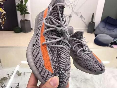 yeezy beluga v3