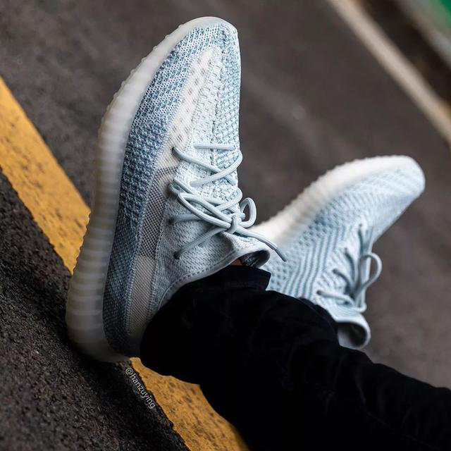 Cheap Yeezy Boost 350 V2 Dazzling Blue Size 12 Gy7164