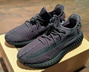 Yeezy 350 V2 Black