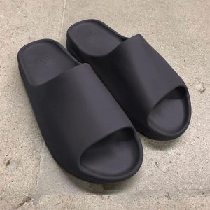 Yeezy Slide Soot