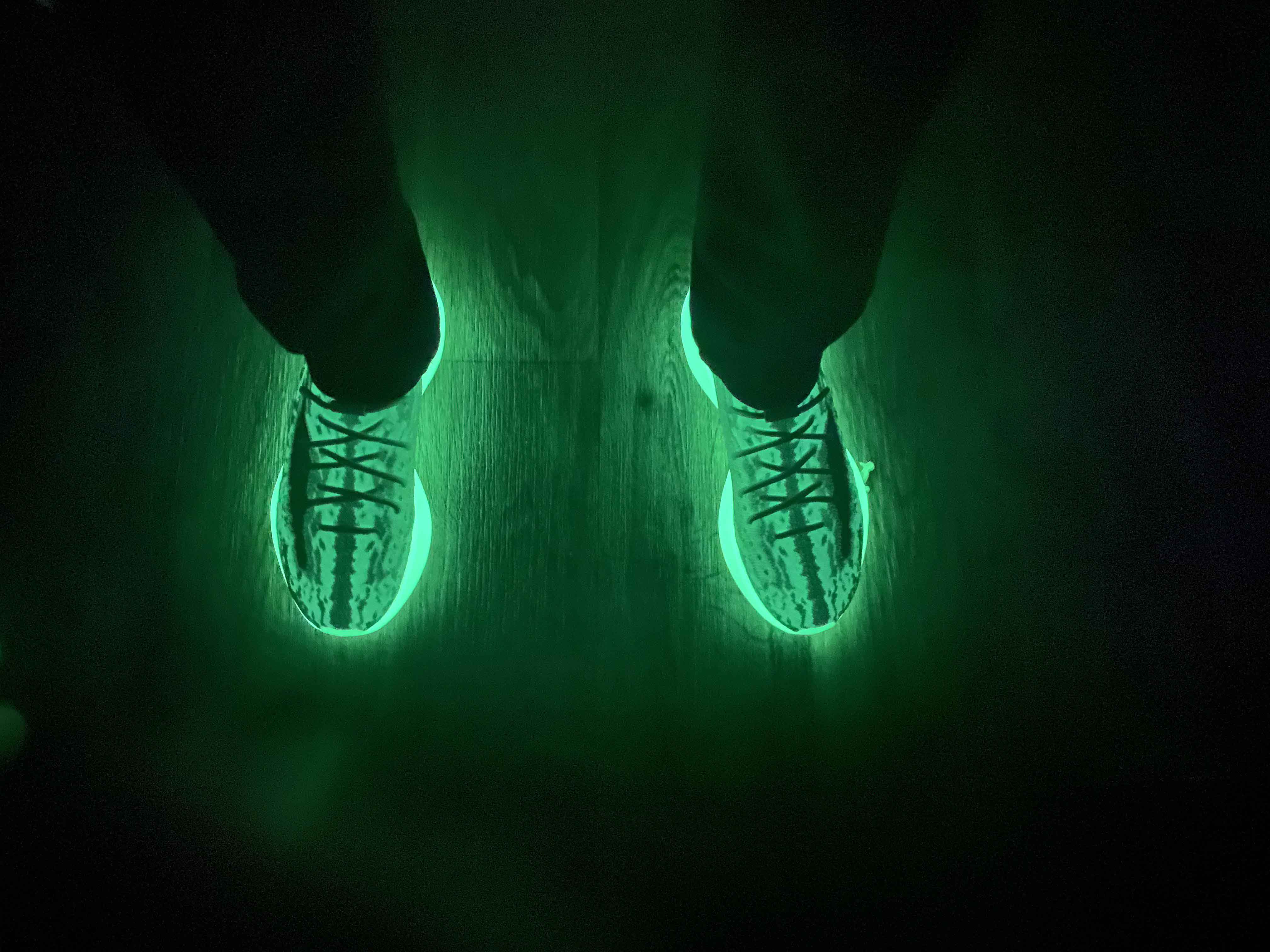 How to make yeezy 380 glow in the dark